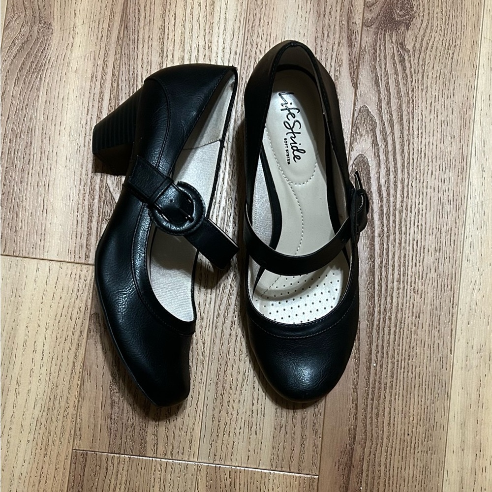 Mary Jane heels